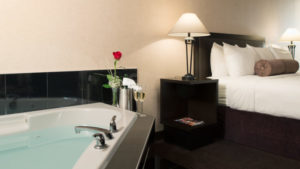 jacuzzi tub in ramada downtown calgary suite
